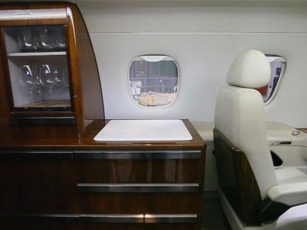2014 Embraer Phenom 300