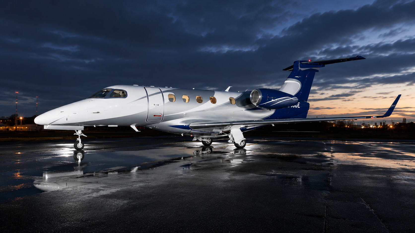 2014 Embraer Phenom 300