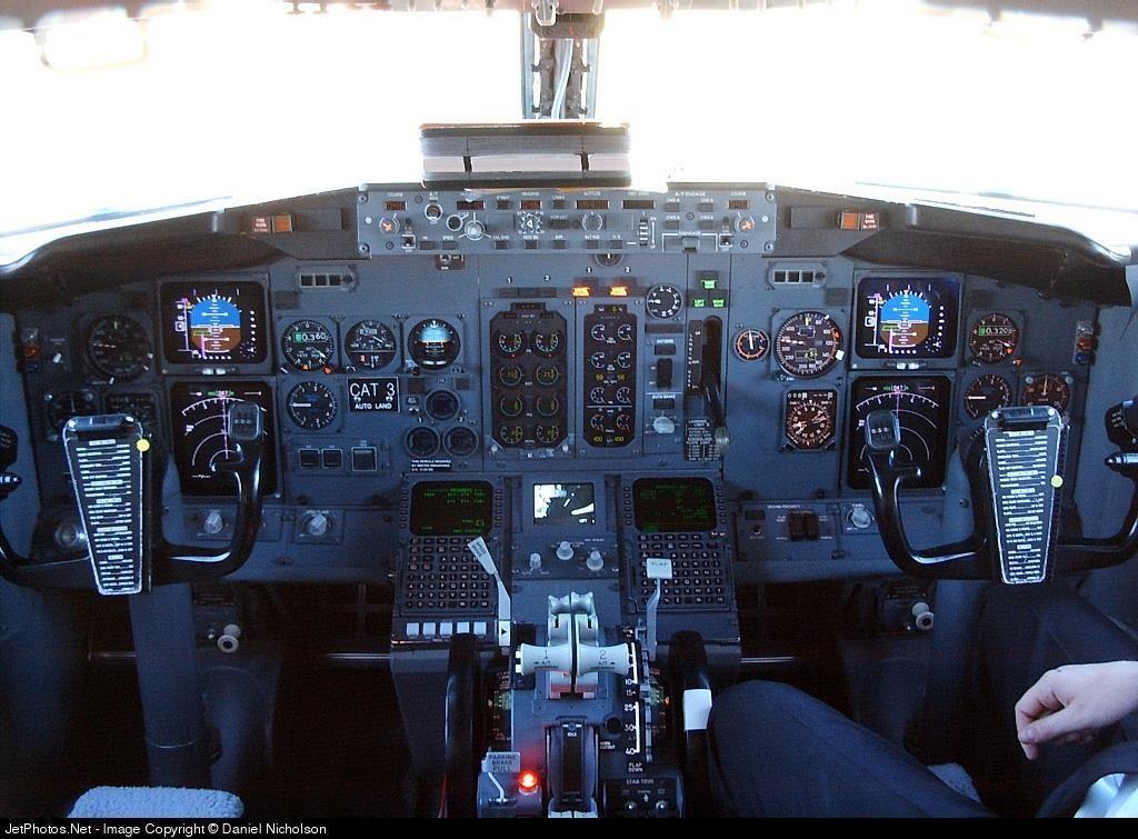 1990 Boeing 737-400SF